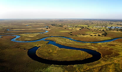 Tour a BOTSWANA, DESDE MAUN A CATARATAS VICTORIA 2026 en español | Tours a Africa